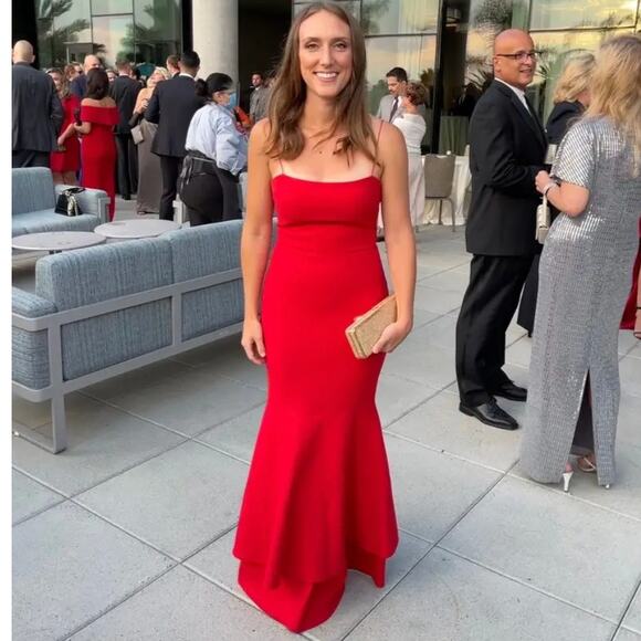 LIKELY Aurora Gown Maxi Dress Mermaid Cherry Red Scarlet Sz 12 NWT {3O37} - Picture 3 of 7